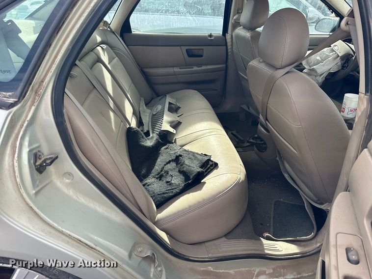 image for item NS9083 2005 Ford Taurus SEL