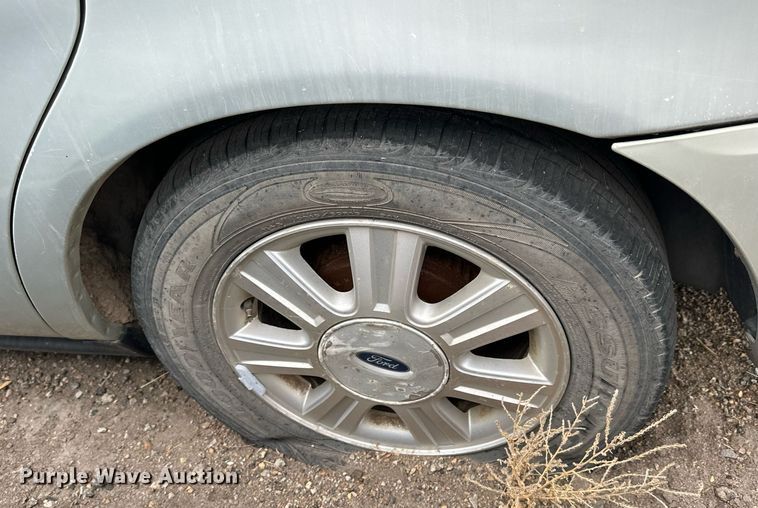 image for item NS9083 2005 Ford Taurus SEL