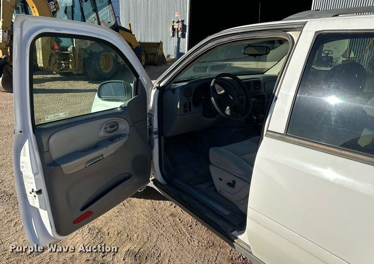 image for item NS9101 2008 Chevrolet TrailBlazer LS  SUV