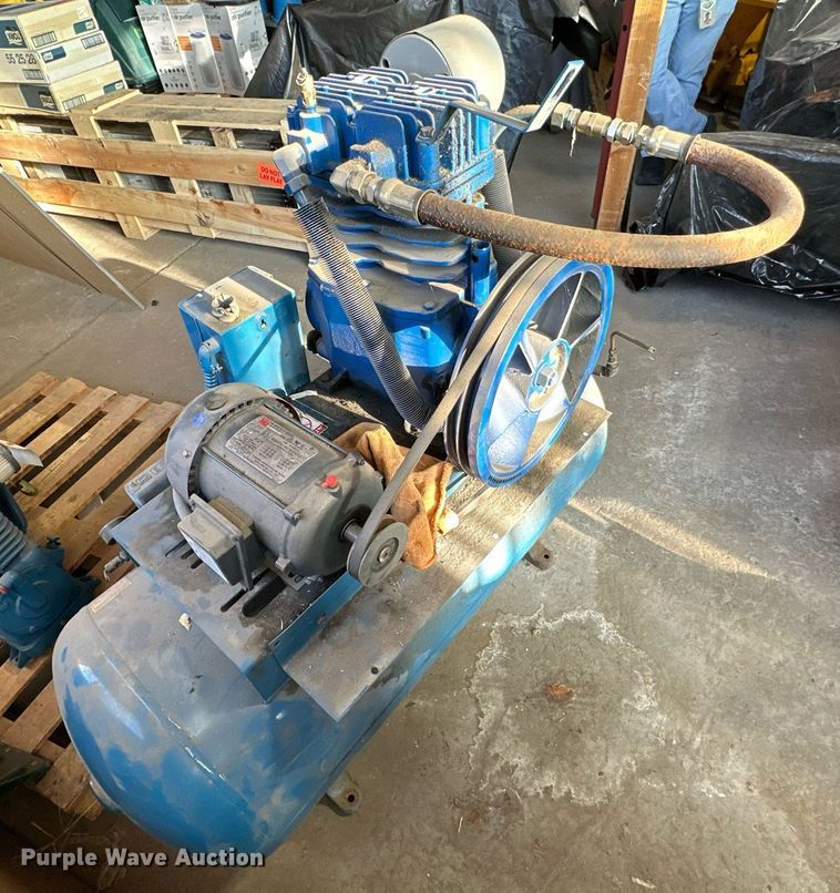 image for item NS9118 Quincy QC01506SX3  air compressor