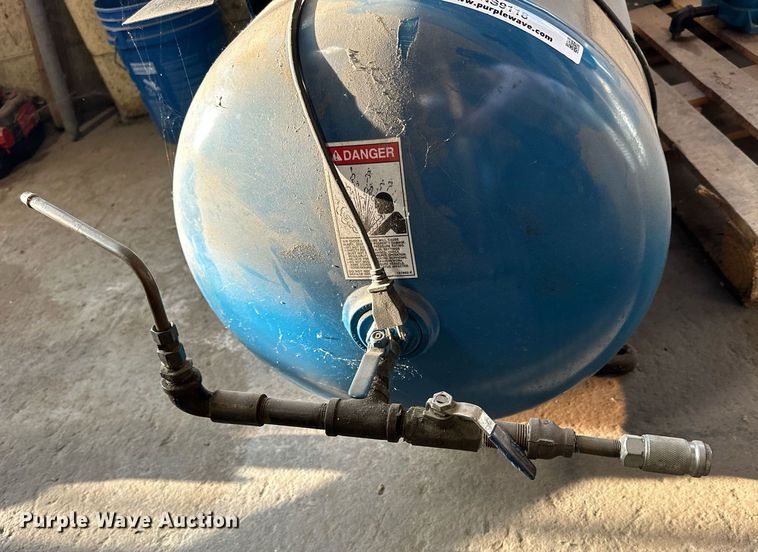 image for item NS9118 Quincy QC01506SX3  air compressor