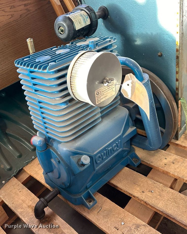 image for item NS9120 Quincy QT5  air compressor