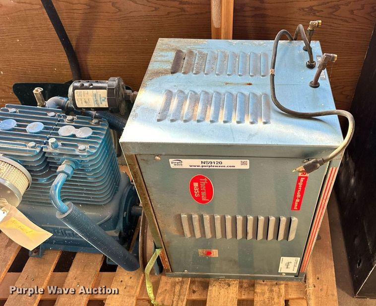 image for item NS9120 Quincy QT5  air compressor