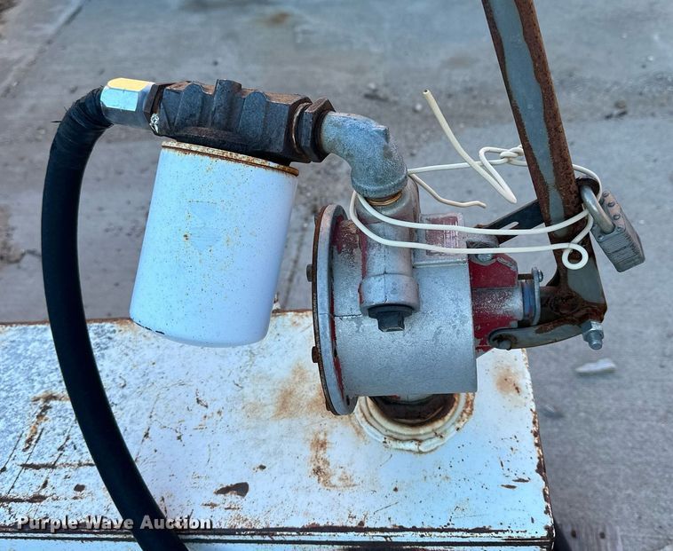 image for item NS9125 (2) tanks