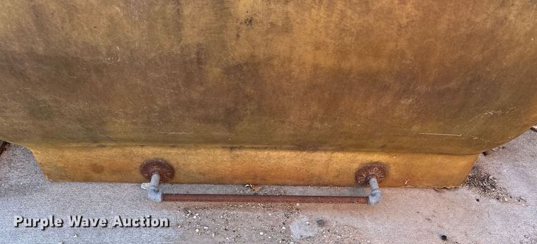 image for item NS9125 (2) tanks