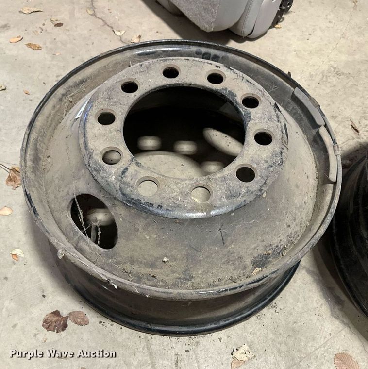 image for item NS9130 Bus parts