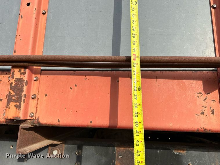 image for item NS9134 1991 International 4700  manure spreader truck