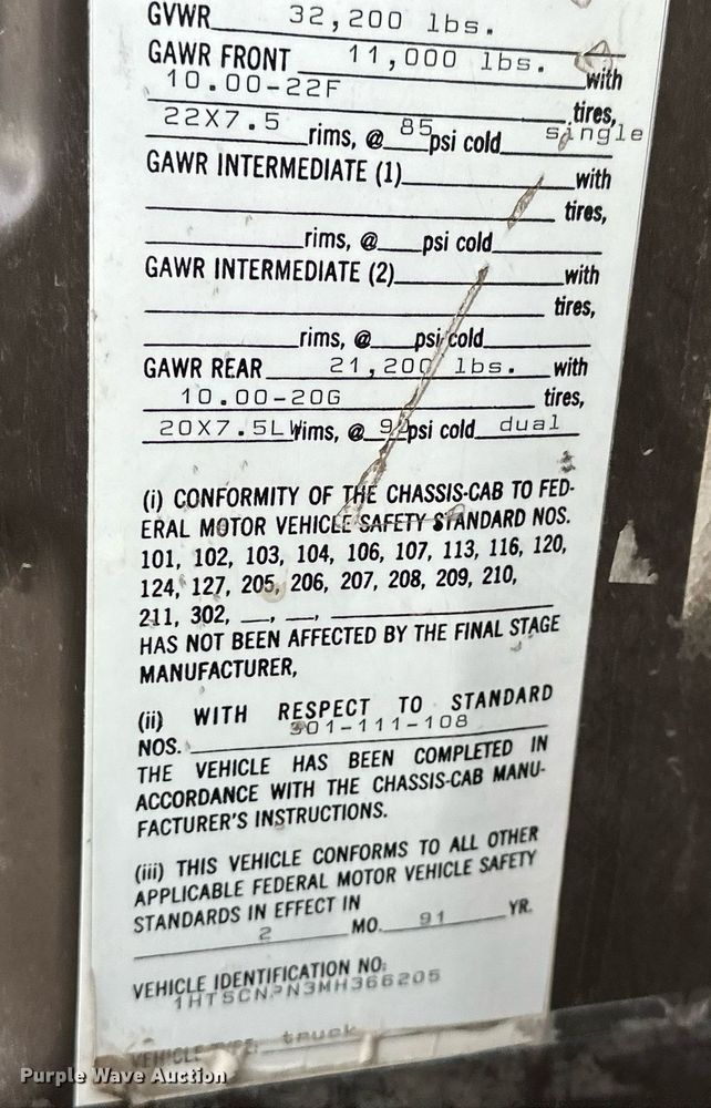 image for item NS9134 1991 International 4700  manure spreader truck