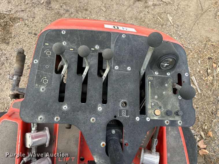 image for item NS9137 Jacobsen Greens King IV Plus  greens mower