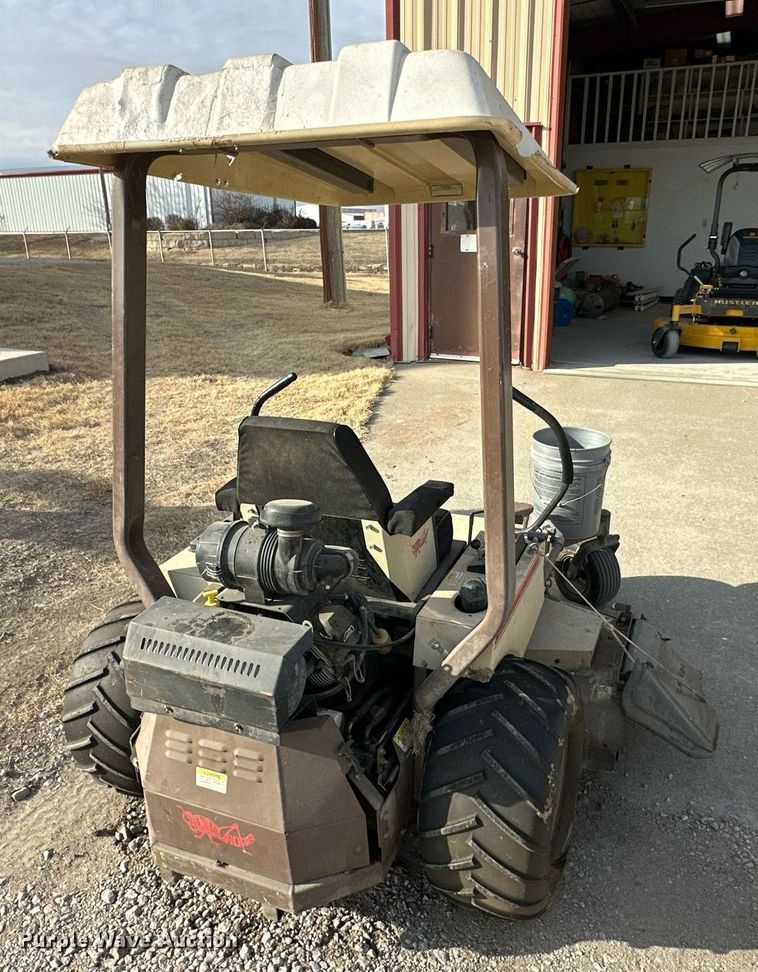 image for item NS9139 Grasshopper 225  ZTR lawn mower