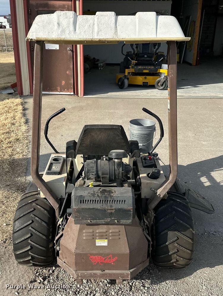 image for item NS9139 Grasshopper 225  ZTR lawn mower