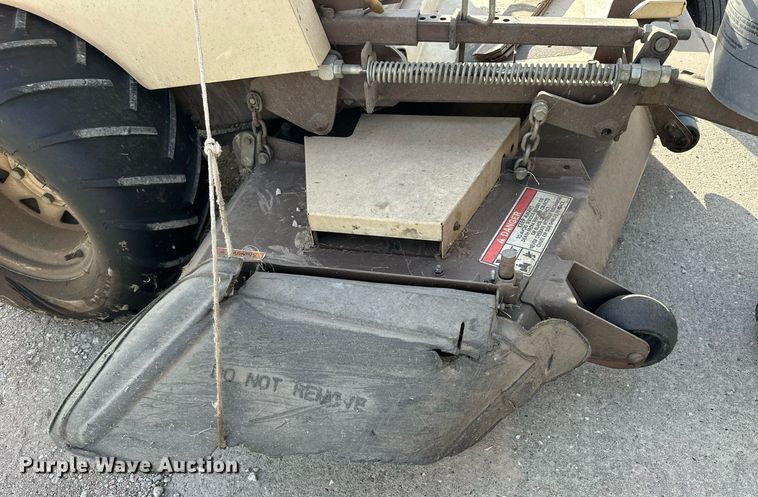 image for item NS9139 Grasshopper 225  ZTR lawn mower