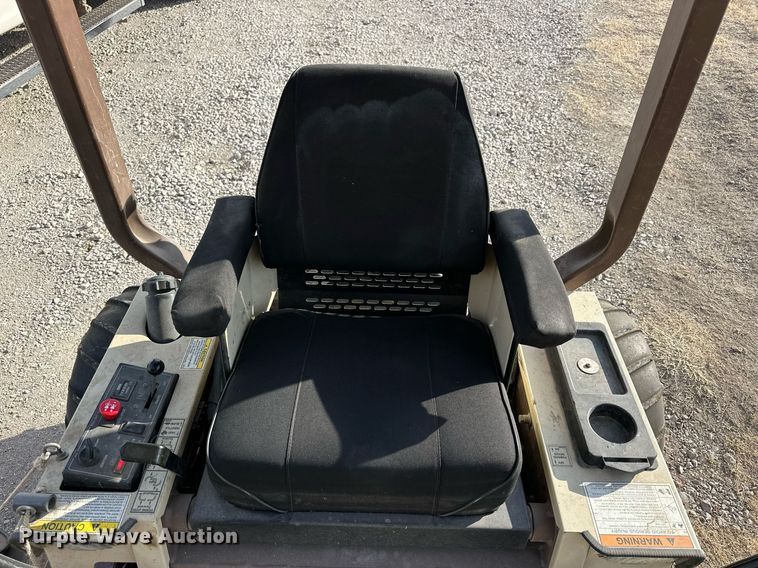 image for item NS9139 Grasshopper 225  ZTR lawn mower