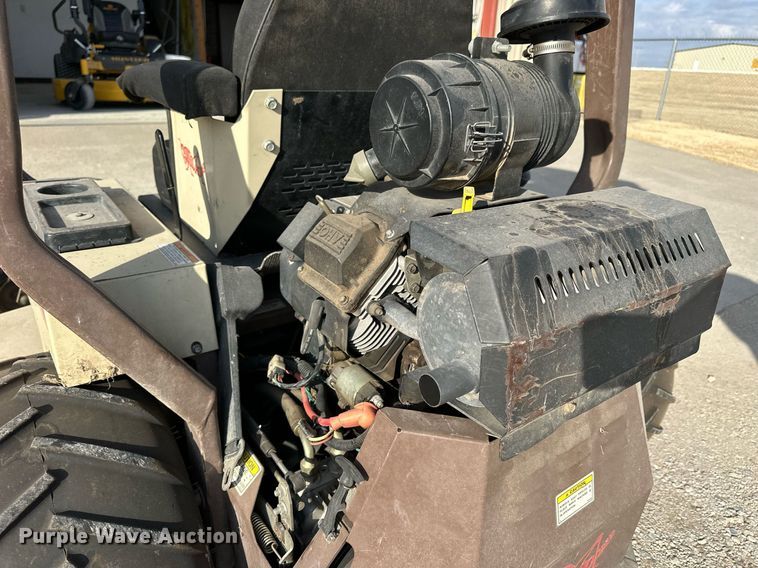 image for item NS9139 Grasshopper 225  ZTR lawn mower