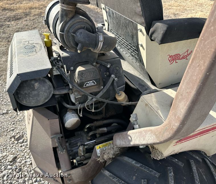 image for item NS9139 Grasshopper 225  ZTR lawn mower