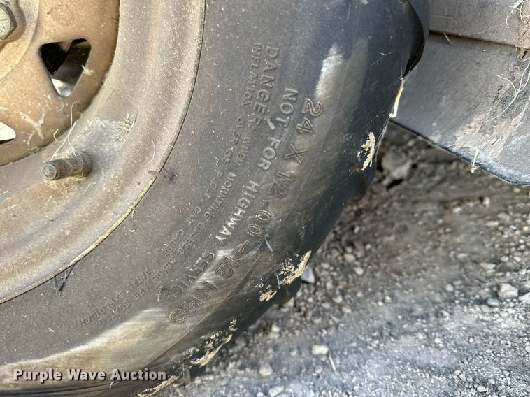 image for item NS9139 Grasshopper 225  ZTR lawn mower