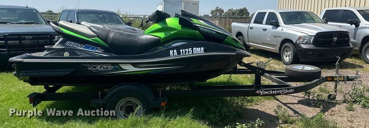 image for item OC9352 (2) 2013 Kawasaki Ultra 300X personal watercrafts