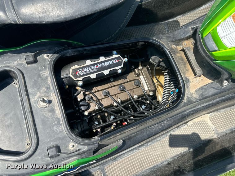 image for item OC9352 (2) 2013 Kawasaki Ultra 300X personal watercrafts