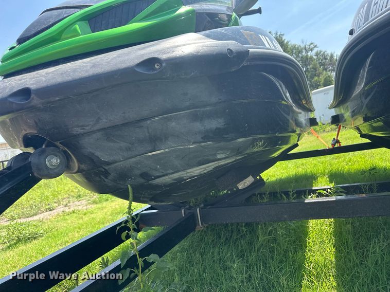 image for item OC9352 (2) 2013 Kawasaki Ultra 300X personal watercrafts