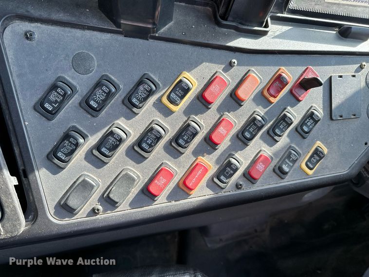 image for item OD9827 2011 Thomas B2  school bus