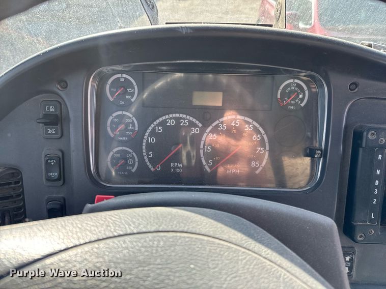 image for item OD9827 2011 Thomas B2  school bus