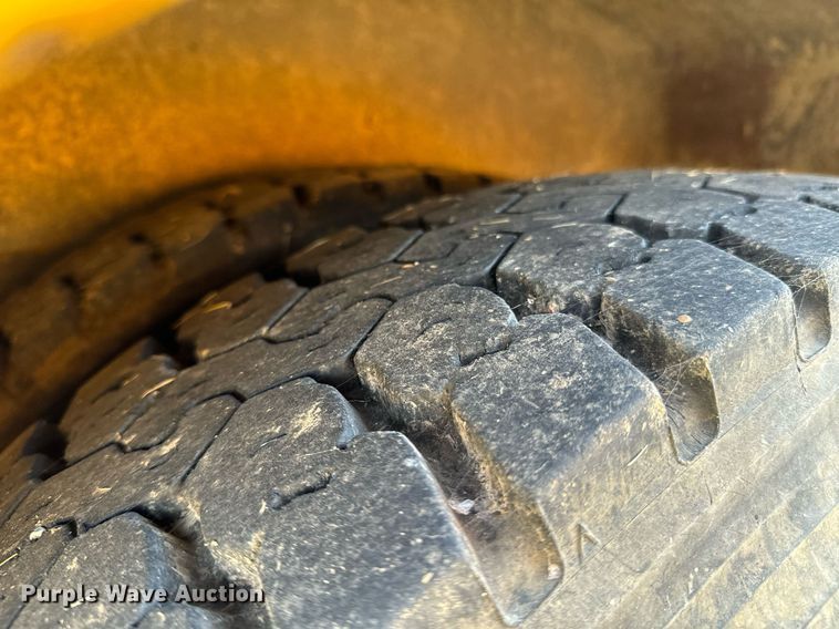 image for item OD9827 2011 Thomas B2  school bus