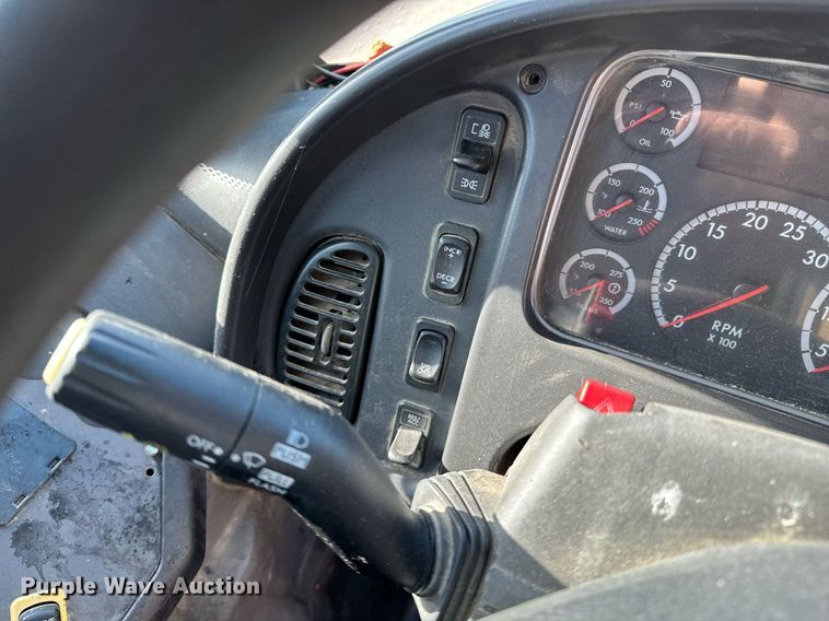 image for item OD9828 2011 Thomas B2  school bus