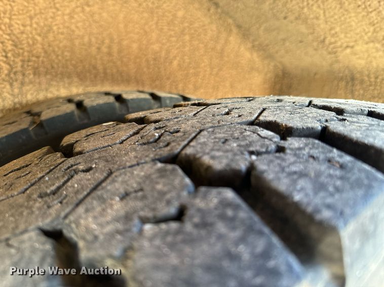 image for item OD9828 2011 Thomas B2  school bus