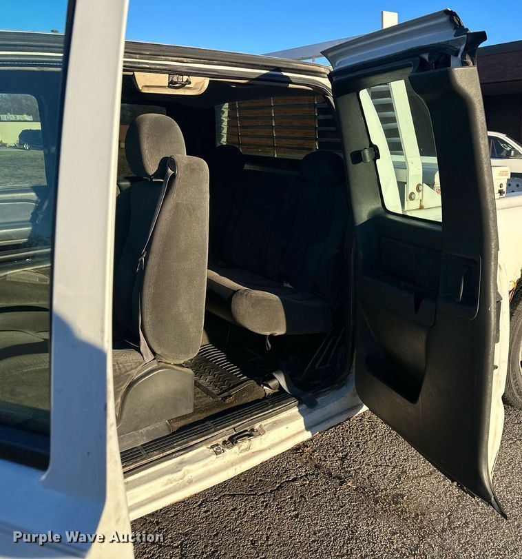 image for item OF9198 2005 Chevrolet Silverado 1500  Ext. Cab pickup truck