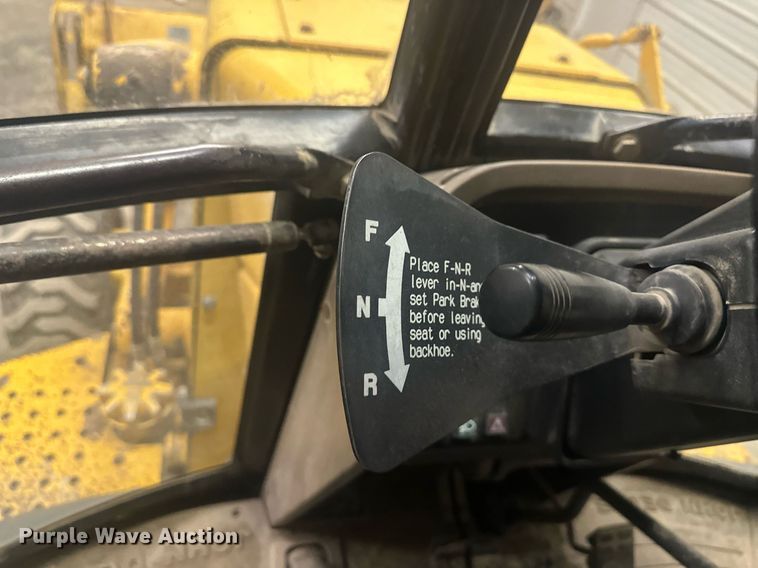 image for item OF9199 1992 John Deere 310D  backhoe