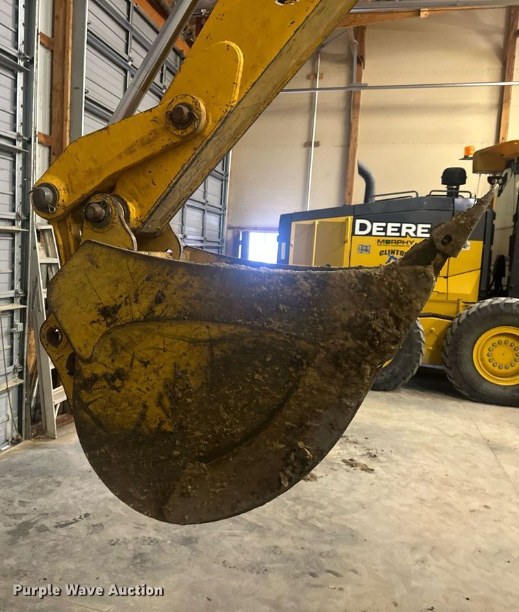 image for item OF9199 1992 John Deere 310D  backhoe