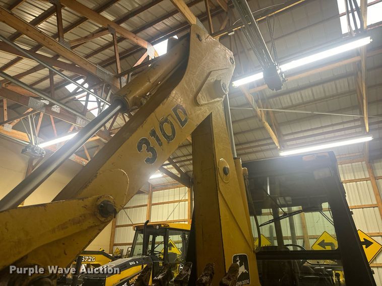 image for item OF9199 1992 John Deere 310D  backhoe