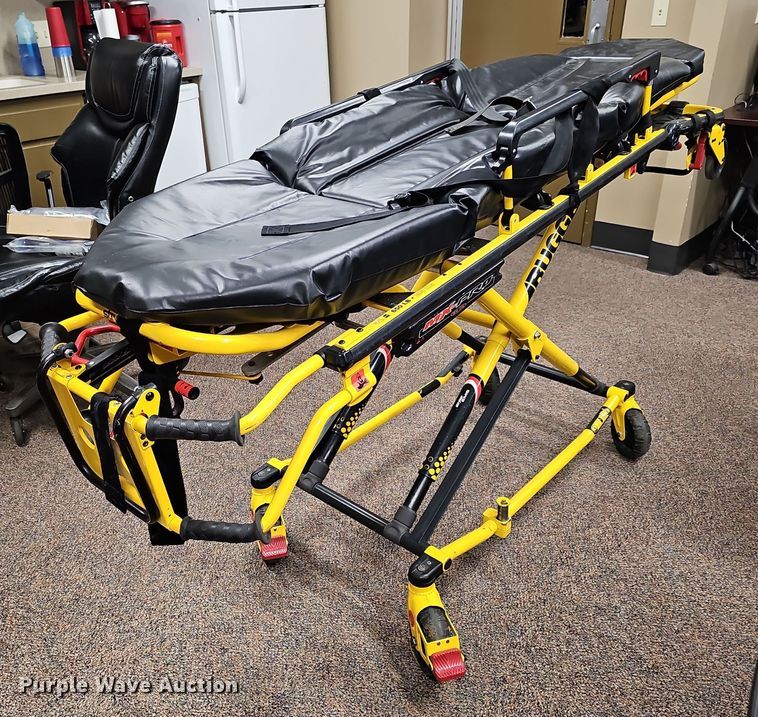 image for item OL9472 Stryker MXPro R3  ambulance cot