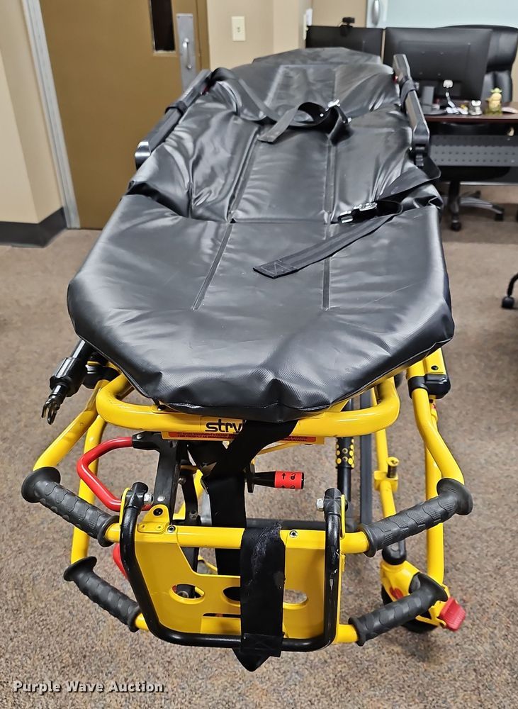 image for item OL9472 Stryker MXPro R3  ambulance cot