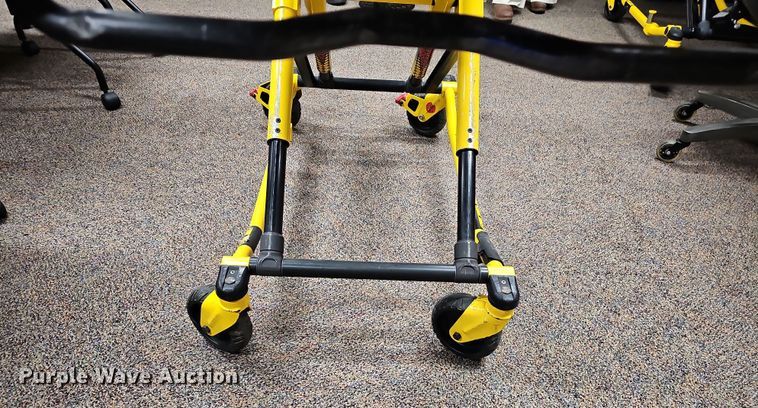 image for item OL9472 Stryker MXPro R3  ambulance cot