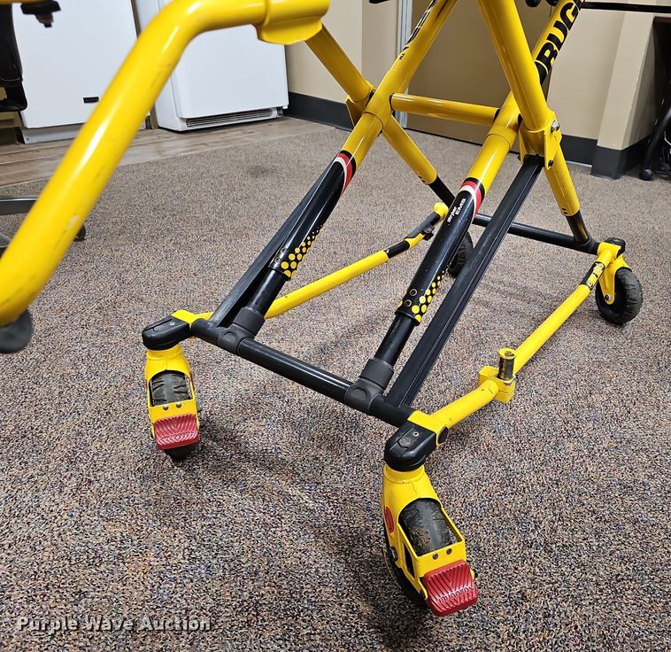 image for item OL9472 Stryker MXPro R3  ambulance cot