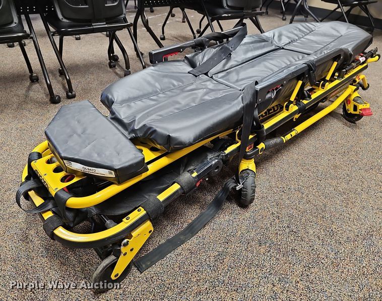image for item OL9472 Stryker MXPro R3  ambulance cot