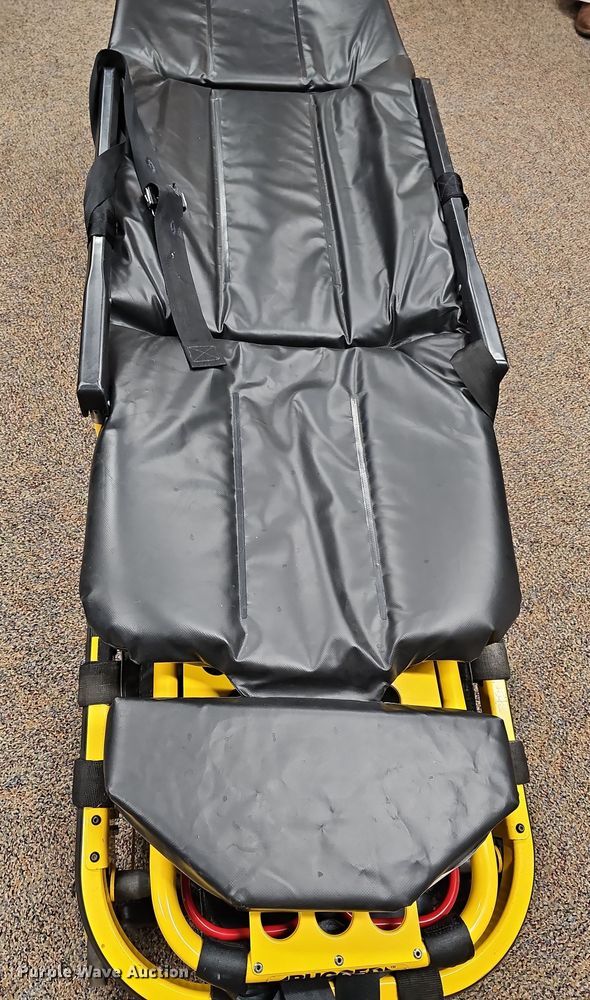 image for item OL9472 Stryker MXPro R3  ambulance cot