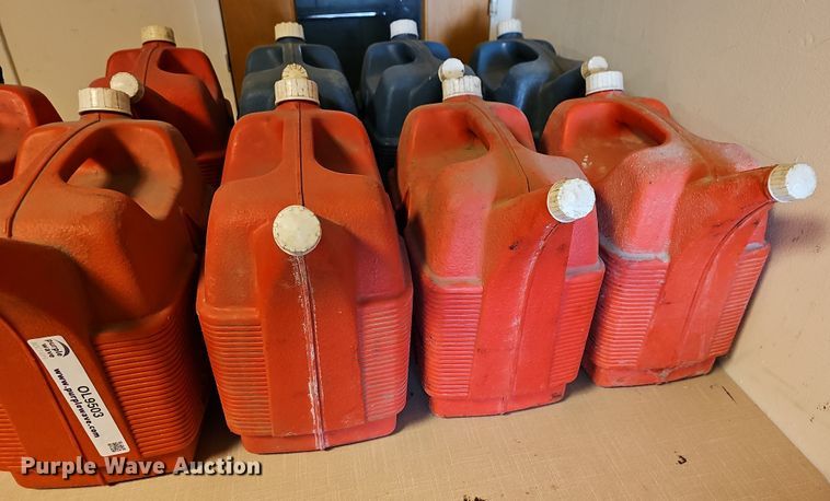 image for item OL9503 (9) Fuel/water cans