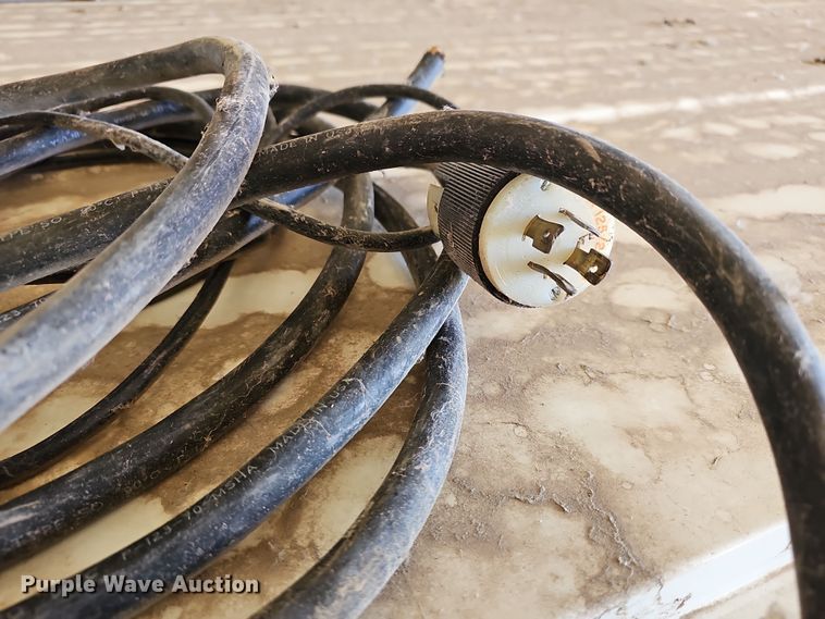 image for item OL9506 Truck bed topper