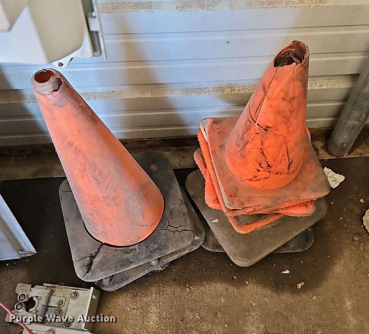 image for item OL9506 Truck bed topper