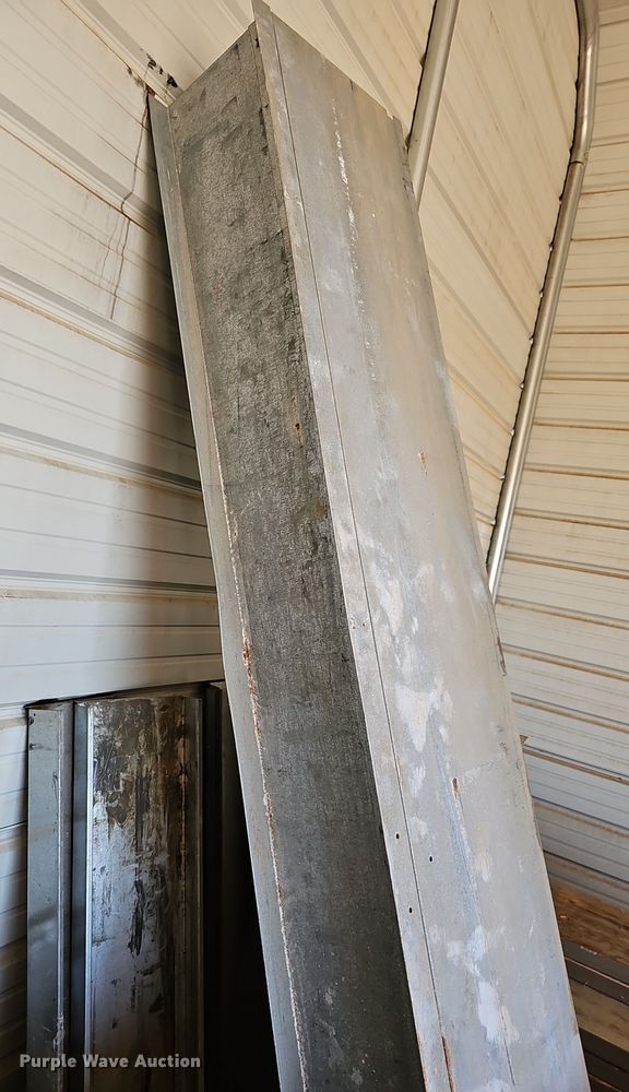 image for item OL9506 Truck bed topper