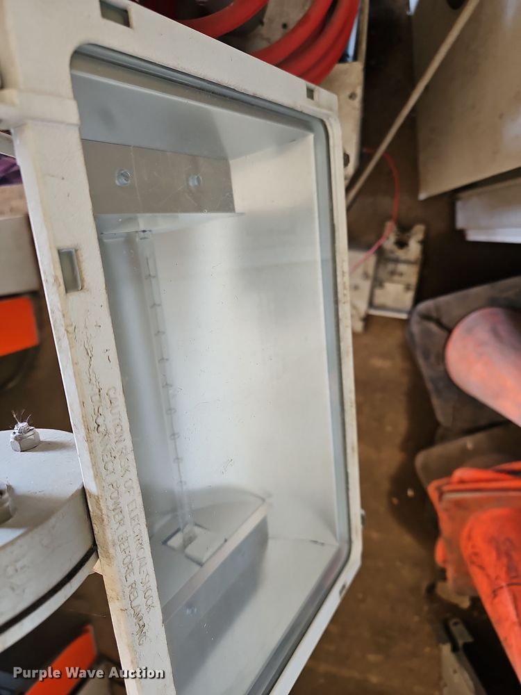 image for item OL9506 Truck bed topper