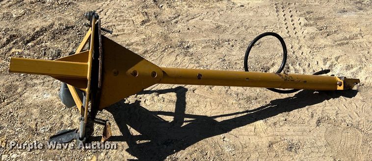 image for item DN3131 Vermeer WR20  hay rake