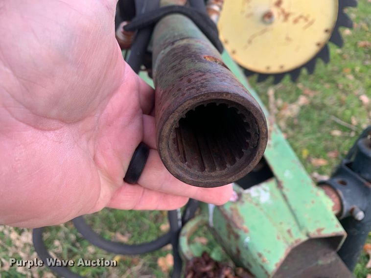 image for item DP8783 John Deere 435  round baler