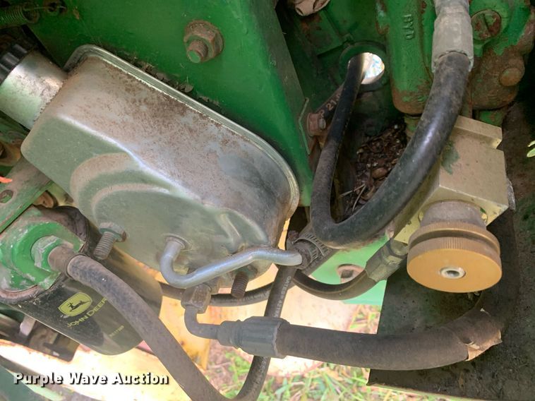 image for item DP8783 John Deere 435  round baler