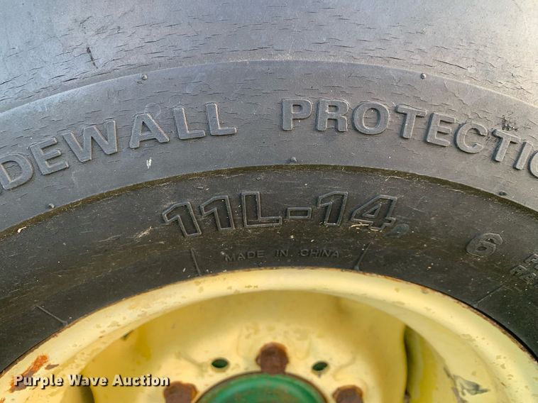 image for item DP8783 John Deere 435  round baler