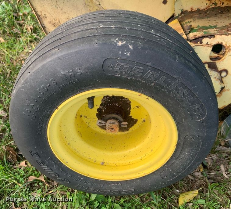 image for item DP8783 John Deere 435  round baler