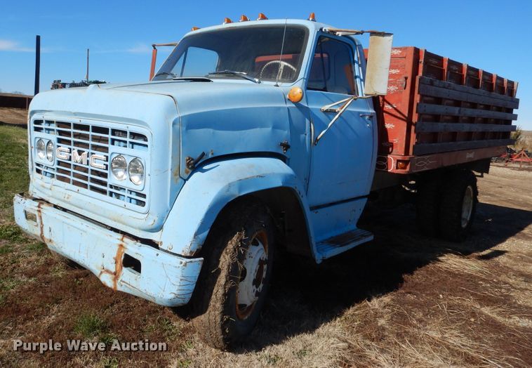 image for item DR5906 1967 GMC  grain truck