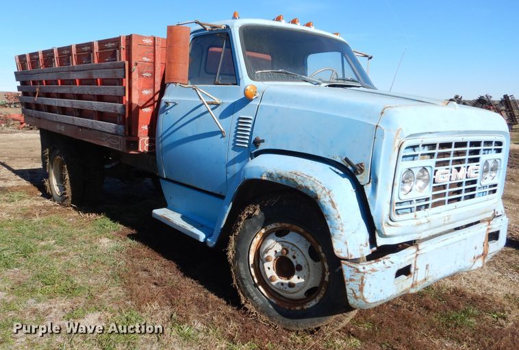 image for item DR5906 1967 GMC  grain truck